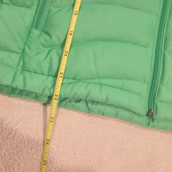 Patagonia 800 Fill Goose Down Vest, Small. Lime Green/Yellow - Picture 7 of 7